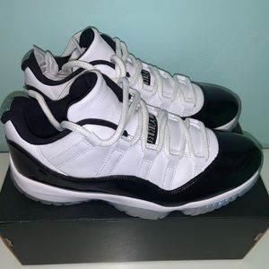 Retro Jordan 11 Low Emerald